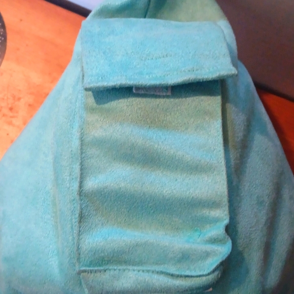 The Bookseat- In-bed book holder pillow - Picture 4 of 8